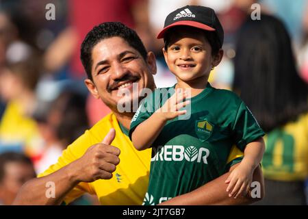 Cuiaba, Brasilien. 28. August 2022. MT - Cuiaba - 08/28/2022 - BRASILIANISCHER A 2022, CUIABA X SANTOS - Cuiaba Fans während eines Spiels gegen Santos im Arena Pantanal Stadion für die brasilianische Meisterschaft A 2022. Foto: Gil Gomes/AGIF/Sipa USA Quelle: SIPA USA/Alamy Live News Stockfoto