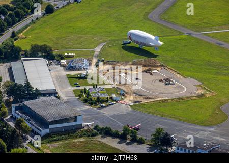 Luftaufnahme, Flughafen Essen / Mülheim, Sparkasse Zeppelin, Abriss Luftschiffhangar, Haarzopf, Essen, Ruhrgebiet, Nordrhein-Westfalen, Deutschland, Stockfoto