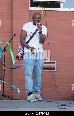 Kenny Thompson, spielte auf der Hauptbühne des Pride in New Brighton Wallasey Liverpool (Terry Scott/SPP) Quelle: SPP Sport Press Foto. /Alamy Live News Stockfoto