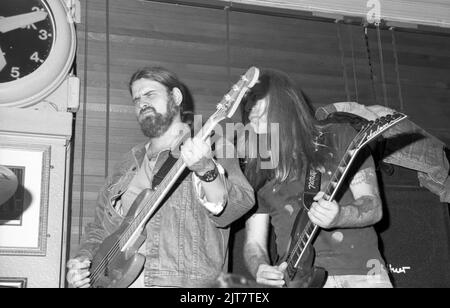 Alan Woody und Gregg Allman von der Allman Brothers Band, die im Juni 1991 im Hard Rock Cafe, London, Großbritannien, auftreten. Stockfoto