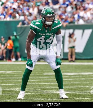 New Jersey, USA. 28. August 2022. 28. August 2022, East Rutherford, New Jersey, USA: Jamien Sherwood (44), Jets-Linebacker von New York, während eines NFL-Vorsaison-Spiels im MetLife Stadium in East Rutherford, New Jersey. Die Jets besiegten die Giganten 31-27. Duncan Williams/CSM Kredit: CAL Sport Media/Alamy Live News Stockfoto