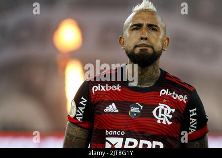 Rio de Janeiro, Rio de Janeiro, Brasilien. 28. August 2022. Rio de Janeiro (RJ), 28/08/2022 - BRASILEIRAO/BOTAFOGO X FLAMENGO - Arturo Vidal durante a partida entre Botafogo e Flamengo, valida pela 24Ã‚Âª rodada do Campeonato Brasileiro de Futebol 2022, realizada no estadio Nilton Santos (Engenhao), no Rio de Janeiro, neste domingo, 28 de Agosto de 2022. (Bild: © Erica Martin/TheNEWS2 via ZUMA Press Wire) Bild: ZUMA Press, Inc./Alamy Live News Stockfoto