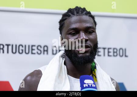 28. August 2022. Odivelas, Portugal. Portugal und Sacramento Kings Centre Neemias Queta (88) in Aktion während des Spiels für den FIBA Europe Cup (Gruppe F), Portugal gegen Zypern © Alexandre de Sousa/Alamy Live News Stockfoto