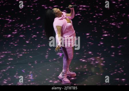 Newark, United, Erklärte. 28. August 2022. Lizzo tritt am Sonntag, den 28. August 2022, bei den MTV Video Music Awards „VMA's“ 2022 im Prudential Center in Newark, New Jersey, auf. Foto von John Angelillo/UPI Credit: UPI/Alamy Live News Stockfoto