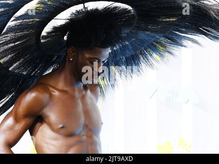 Newark, usAs. 28. August 2022. Lil NAS X trifft am Sonntag, den 28.. August 2022, bei den MTV Video Music Awards „VMA's“ 2022 im Prudential Center in Newark, NJ, auf dem roten Teppich ein. Foto von John Angelillo/UPI Credit: UPI/Alamy Live News Stockfoto