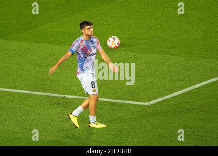 Pedri beim Freundschaftsspiel zwischen Xavi's FC Barcelona (Barça) und Guardiola's Manchester City wegen als-Krankheit im Spotify Camp Nou (Spanien) Stockfoto