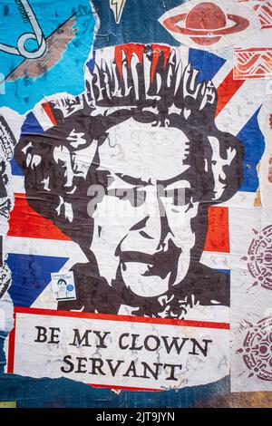 Anti-Royalist Plakat mit Queen Union Jack Poster an der Wand in Bricklane , London , Vereinigtes Königreich . Stockfoto