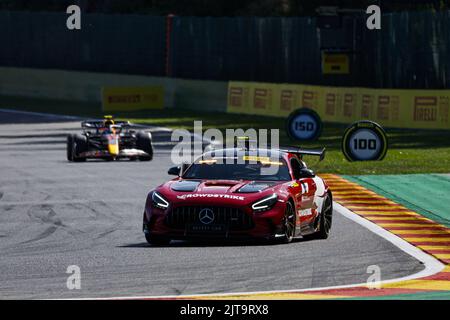 Spa, Belgien. 28. August 2022. Safety Car während der Formel 1 Rolex Belgischer Grand Prix 2022, 14. Runde der FIA Formel 1 Weltmeisterschaft 2022 vom 26. Bis 28. August 2022 auf dem Circuit de Spa-Francorchamps, in Francorchamps, Belgien - Foto: Julien Delfosse / Dppi/DPPI/LiveMedia Kredit: Unabhängige Fotoagentur/Alamy Live News Stockfoto