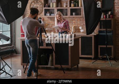 Food Blogger Foto Session Backstage Fotografie Stockfoto