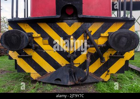 Vorderansicht der alten Lokomotive Stockfoto