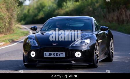 2017 5935 ccm Aston Martin Vanquish Stockfoto
