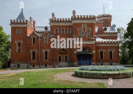 Ramon, Region Woronesch, Russland. 19. August 2021. Palace. Der Schlosskomplex der Oldenburgsky. Dies ist der einzige Wohnsitz von königlichen Personen Stockfoto