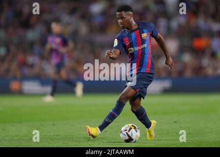 Barcelona, Spanien. 28. August 2022. Ansu Fati vom FC Barcelona während des La Liga-Spiels zwischen dem FC Barcelona und Real Valladolid spielte am 28. August 2022 im Camp Nou Stadium in Barcelona, Spanien. (Foto von Colas Buera / PRESSIN) Credit: PRESSINPHOTO SPORTS AGENCY/Alamy Live News Stockfoto