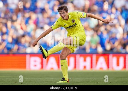 Getafe, Madrid, Spanien. Am 28. August 2022 spielte Pau Torres von Villarreal CF während des La Liga-Spiels zwischen Getafe CF und Villarreal CF am 28. August 2022 im Coliseum Alfonso Peres Stadium in Getafe, Madrid, Spanien. (Foto von Ruben Albarran / PRESSIN) Stockfoto