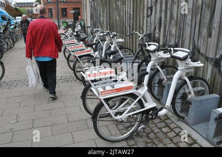 Kopenhagen /Dänemark/29. August 2022/verschiedene Compnaies Elektrofahrräder in der dänischen Hauptstadt. (Foto..Francis Joseph Dean/Dean Picturs. Stockfoto