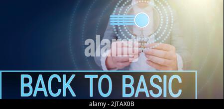 Text zeigt Inspiration Zurück zu Basic, Wort Geschrieben auf Return Simple Things Fundamental Essential Primary Basis Businessman with Two Hands Searching Stockfoto