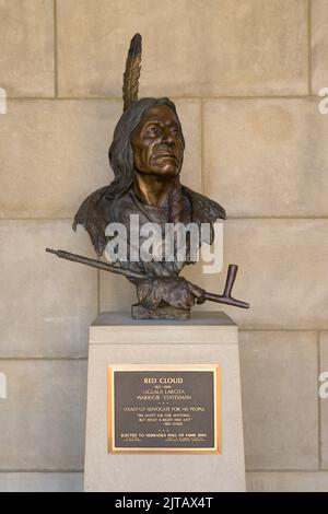 Bronze-Büste der roten Wolke im Kapitolgebäude von Nebraska in Lincoln, Nebraska Stockfoto