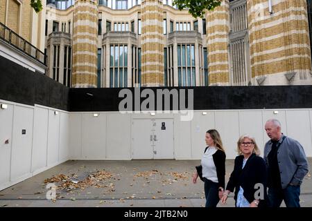 Whitehall, London, Großbritannien. 29. August 2022. Das Richmond House [Department for Health and Social Security] in Whitehall wird mit dem Unterhaus neu entwickelt, um 2025 nach Richmond House zu ziehen, mit der Überführung des Palace of Westminster, Quelle: Matthew Chattle/Alamy Live News Stockfoto