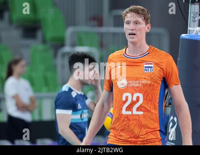 LJUBLJANA, SLOWENIEN - 29. AUGUST: Der Niederländer Twan Wiltenburg reagiert während der Volleyball-Weltmeisterschaft der Männer der FIVB - Pool F - Vorbereitungsphase-Spiel zwischen den Niederlanden und Argentinien in der Arena Stozice am 29. August 2022 in Ljubljana, Slowenien (Foto: Borut Zivulovic/BSR Agency) Stockfoto