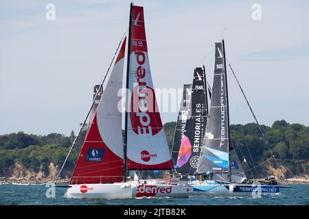 Basile Bourgnon, Edenred während des La Solitaire du Figaro 2022, Etappe 2, Monohull Beneteau 3 Segelrennen, Start am 28. August 2022, Port-la-Foret - Royan, Frankreich - Foto Nicolas Pehe / DPPI Stockfoto