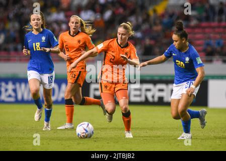 SAN JOSE, Costa Rica: Kim EVERAERTS (2) aus den Niederlanden in Aktion während des Spiels zwischen Brasilien und den Niederlanden für das Play-off für die dritte P Stockfoto