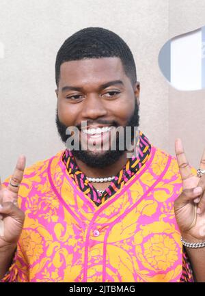 Newark, USA. 28. August 2022. Khalid nimmt am 28. August 2022 an den 2022 MTV-VMAs im Prudential Center in Newark, New Jersey, Teil. Foto: Jeremy Smith/imageSPACE Kredit: Imagespace/Alamy Live News Stockfoto