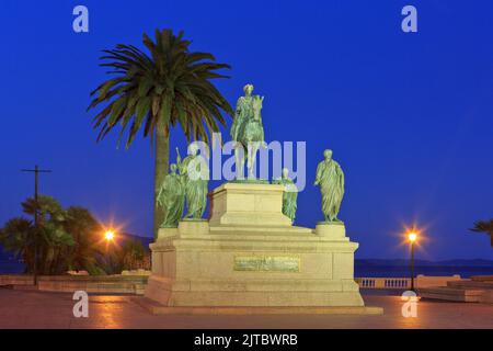 Reiterdenkmal des französischen Imperators Napoleon I. (1769-1825) und seiner vier Brüder (1865) in Ajacio (Corse-du-Sud) auf der Insel Korsika, Frankreich Stockfoto