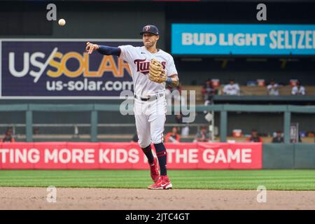 Minneapolis, US, August 28 2022: Minnesota Shortstop Carlos Correa (4) spielt während des Spiels mit San Francisco Giants und Minnesota Twins, die im Target Field in Minneapolis Mn. David Seelig/Cal Sport Medi Stockfoto