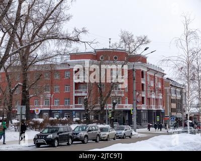 BARNAUL - DEZEMBER 19 Hotel Altai auf Lenin Avenue am 19. Dezember 2019 in Barnaul, Russland. Stockfoto