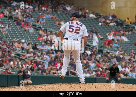 Minneapolis, US, August 28 2022: Minnesota Pitcher Michael Fulmer (52) wirft einen Pitch während des Spiels mit San Francisco Giants und Minnesota Twins, das im Target Field in Minneapolis Mn stattfand. David Seelig/Cal Sport Medi Stockfoto