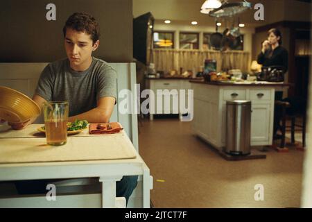 SHIA LABEOUF, CARRIE-ANNE MOSS, DISTURBIA, 2007 Stockfoto
