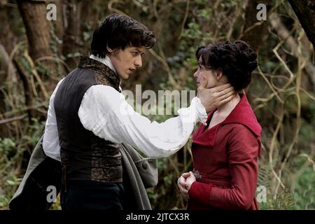 JAMES MCAVOY, ANNE HATHAWAY, BECOMING JANE, 2007 Stockfoto