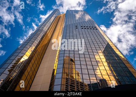 Brisbane, Queensland, Australien - aufrechte Aussicht auf das moderne Bürogebäude der Stadt Stockfoto