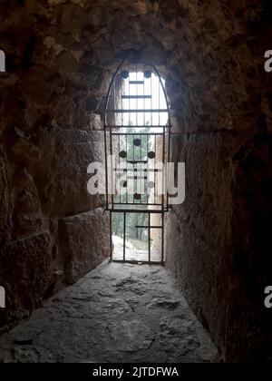 Festungsfenster im Crusader Castle Stockfoto