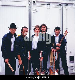 The Hollies, britische Pop und Rock Band, Bild: Bobby Elliott, Allan Clark, Tony Hicks, Allan Coates, Ray Stiles, Deutschland, 1987. The Hollies, britische Rock- und Pop-Band, Foto: Bobby Elliott, Allan Clark, Tony Hicks, Allan Coates, Ray Stiles, Deutschland, 1987. Stockfoto