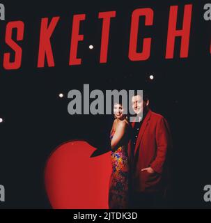 SketchUp, auch Sketch Up, ARD Comedyshow, TV Produktion vom BR, Deutschland, 1985, als Sketch-Partner: Iris Berben und Diether Krebs. SketchUp, oder Sketch Up, TV-Comedy-Show, produziert vom Bayerischen Rundfunk, Deutschland, 1985, als Sketch-Partner: Iris Berben und Diether Krebs. Stockfoto