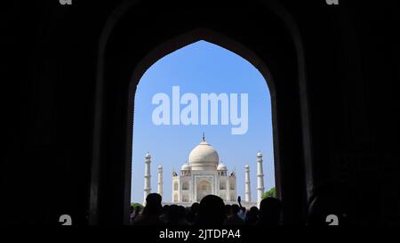 Die Rückansicht des Taj Mahal, Eingangsansicht, Uttara Pradesh, Indien. Stockfoto