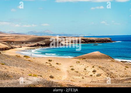 Strandlandschaft namens Caleta del Congrio im Nationalpark Los Ajaches auf Lanzarote, Kanarische Inseln, Spanien Stockfoto