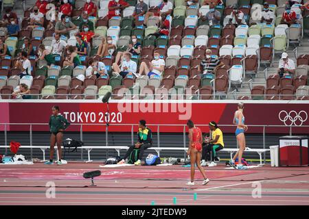 01.. August 2021 - Tokio, Japan: Ana Peleteiro aus Spanien beim Dreisprung-Finale der Frauen bei den Olympischen Spielen 2020 in Tokio in Aktion (Foto: Mickae Stockfoto