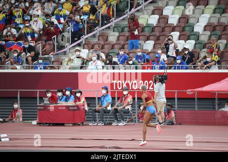 01.. August 2021 - Tokio, Japan: Yulimar Rojas aus Venezuela beim Dreisprung-Finale der Frauen bei den Olympischen Spielen 2020 in Tokio in Aktion (Foto: Mi Stockfoto