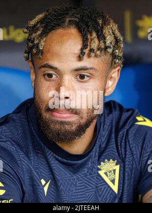 Caus, Spanien. 29. August 2022. Theo Bongonda aus Cadiz während des La Liga-Spiels zwischen Cadiz CF und Athletic Club spielte am 29. August 2022 im Nuevo Mirandilla Stadium in Cadiz, Spanien. (Foto von Antonio Pozo/PRESSIN) Quelle: PRESSINPHOTO SPORTS AGENCY/Alamy Live News Stockfoto