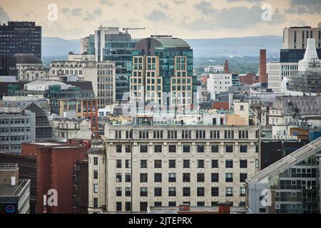 Skyline von Manchester mit modernem Büro 82 King Street Stockfoto