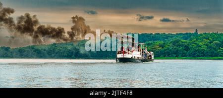 Hjejlen altes Dampfschiff im dänischen Seengebiet, Dänemark Stockfoto