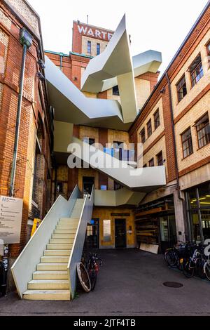Das alte Brauereigebäude Warteck nach der Renovierung wird nun für viele Zwecke genutzt. Werkraum steht für die Zusammenarbeit verschiedener Projekte, Unternehmen Stockfoto