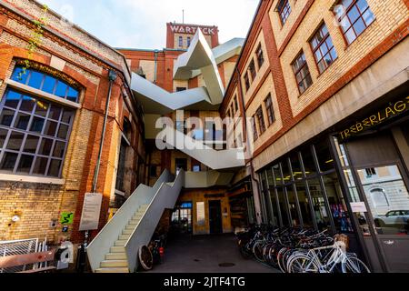 Das alte Brauereigebäude Warteck nach der Renovierung wird nun für viele Zwecke genutzt. Werkraum steht für die Zusammenarbeit verschiedener Projekte, Unternehmen Stockfoto