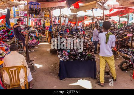 HARGEISA, SOMALILAND - 12. APRIL 2019: Markt im Zentrum von Hargeisa, der Hauptstadt von Somaliland Stockfoto