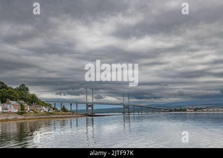 Kessock Bridge über den Beauly Firth, in der Nähe von Inverness, Schottland, Großbritannien Stockfoto