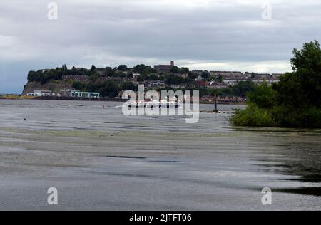 Cardiff Bay - Bootstour in der Bucht. Cardiff Barrage. Sommer 2022 Stockfoto