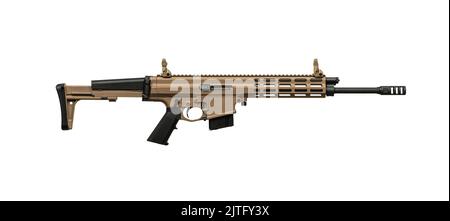 Moderne automatische Gewehr in Coyote-Farbe. Waffen für Polizei, Spezialeinheiten und Armee. Automatischer Karabiner mit mechanischer Visierung. Sturmgewehr auf wh Stockfoto