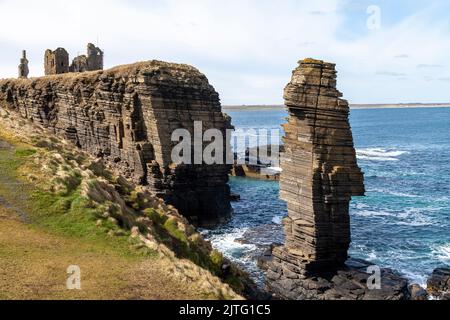 Castle Sinclair Girnigoe liegt etwa 3 Meilen nördlich von Wick an der Ostküste von Caithness, Schottland Stockfoto